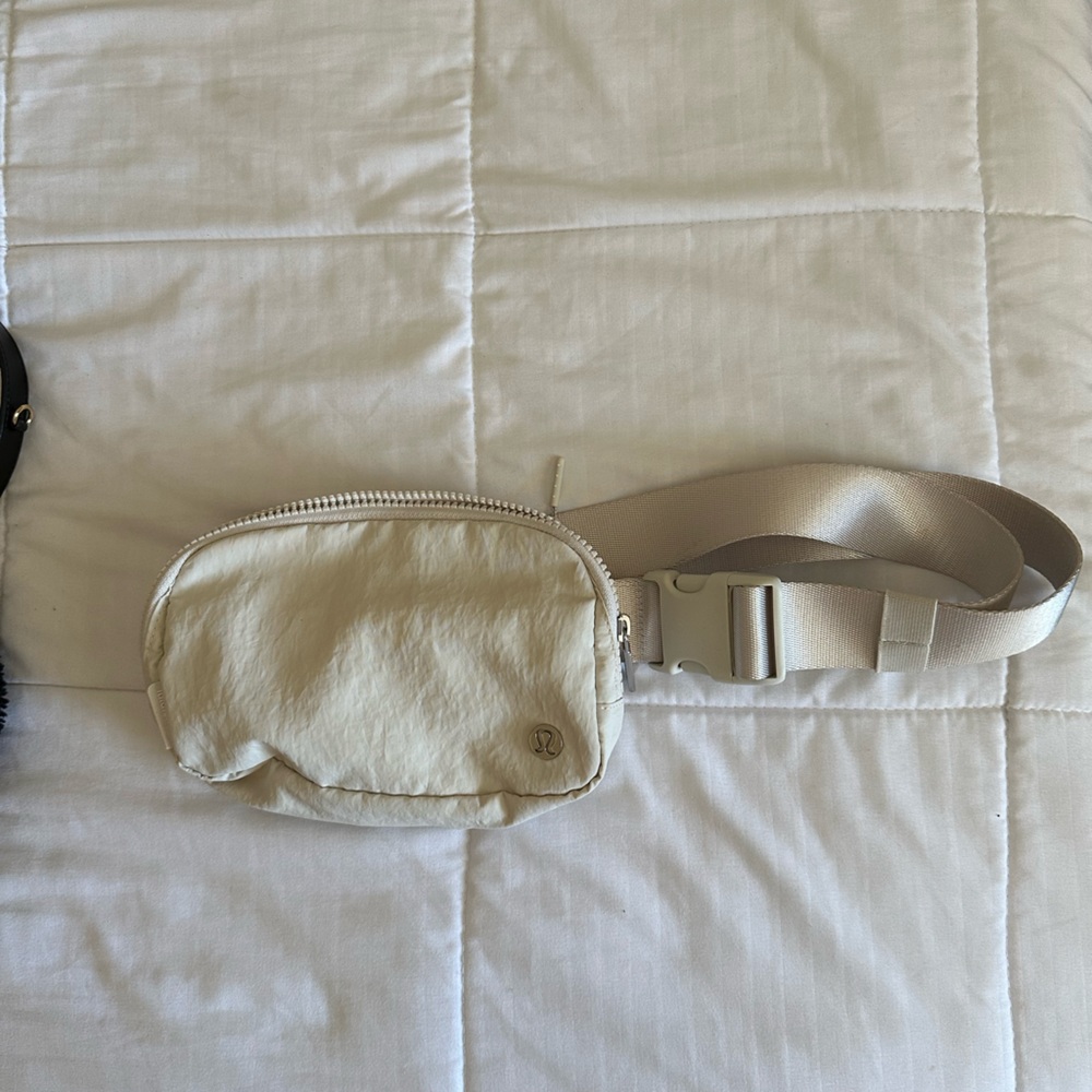 Lululemon Belt Bag in White Opal